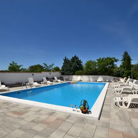 Guest house Aurora 3*
