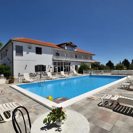 Aurora Guest house