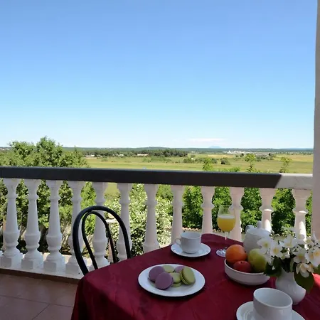 Guest house Aurora